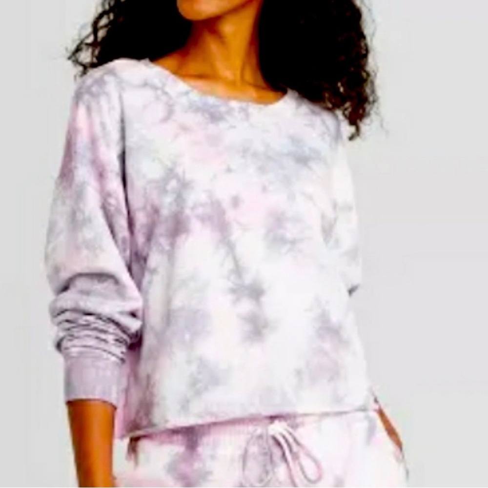 Colsie Tie Dye Cropped Sweatshirt